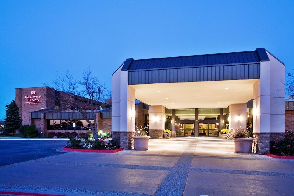 Sheraton Grand Rapids Airport Hotel Cascade Exterior foto