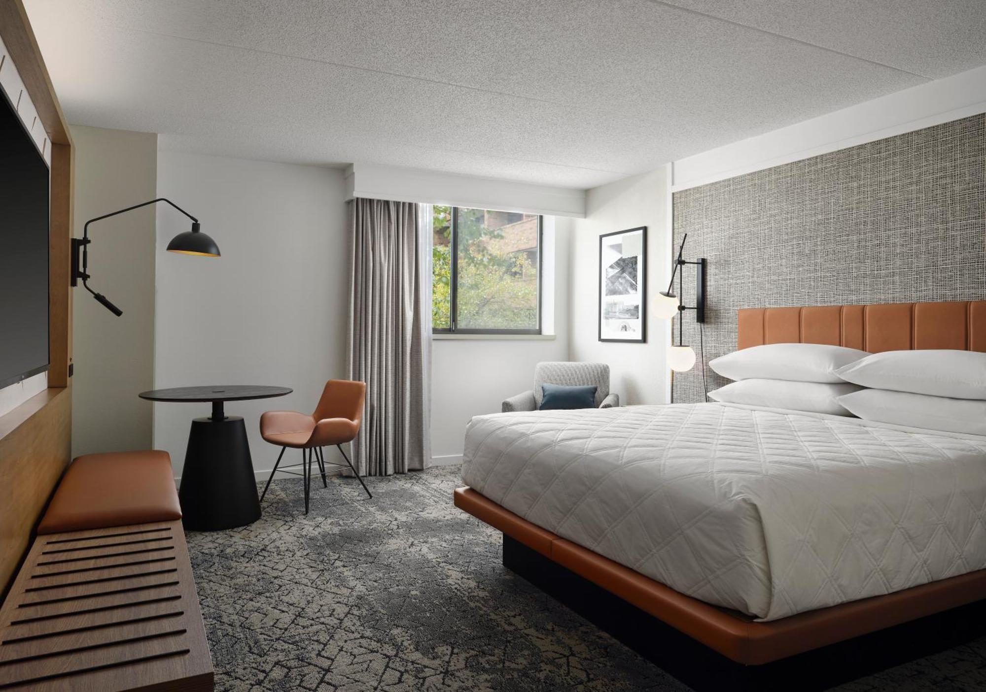 Sheraton Grand Rapids Airport Hotel Cascade Exterior foto