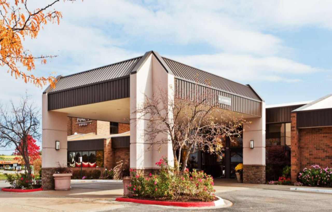 Sheraton Grand Rapids Airport Hotel Cascade Exterior foto